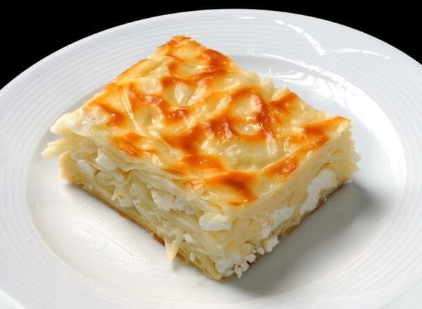 Waterbörek (of: Börek met water)