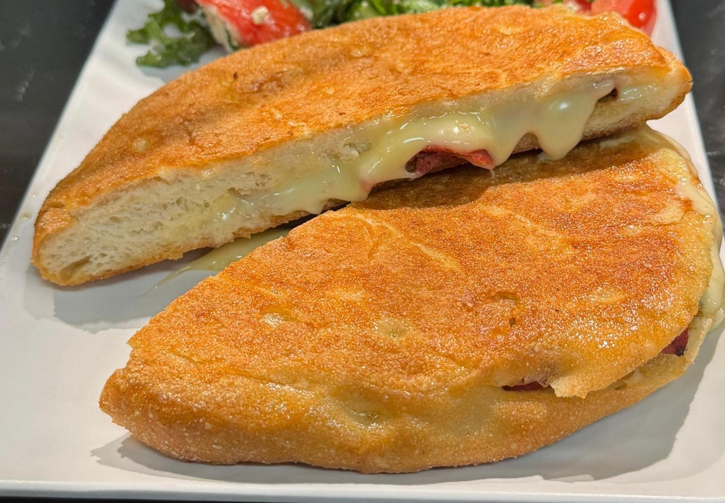 Klassieke tosti met worst